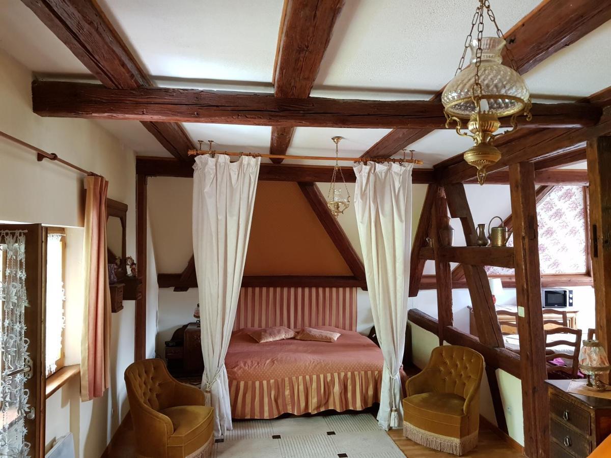 La Maison Jaune Амершвир Экстерьер фото
